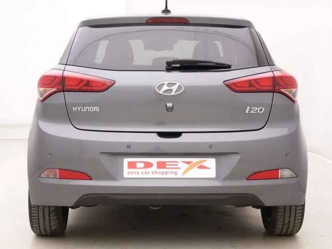 Hyundai I20 1.1 CRDi Play Edition + GPS + Camera + Cruise Co Image 5