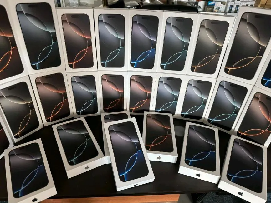 Apple iPhone 16 Pro 128GB = 600 EUR , iPhone 16 Pro Max 256GB = 700 EUR, iPhone 16 128GB = 470 EUR , iPhone 16 Plus 128GB = 500 EUR, iPhone 15 Pro 128GB = 500 EUR , iPhone 15 Pro Max 256GB = 560 EUR, iPhone 15 128GB = 400 EUR , iPhone 15 Plus 128GB = 420 EUR Image 3