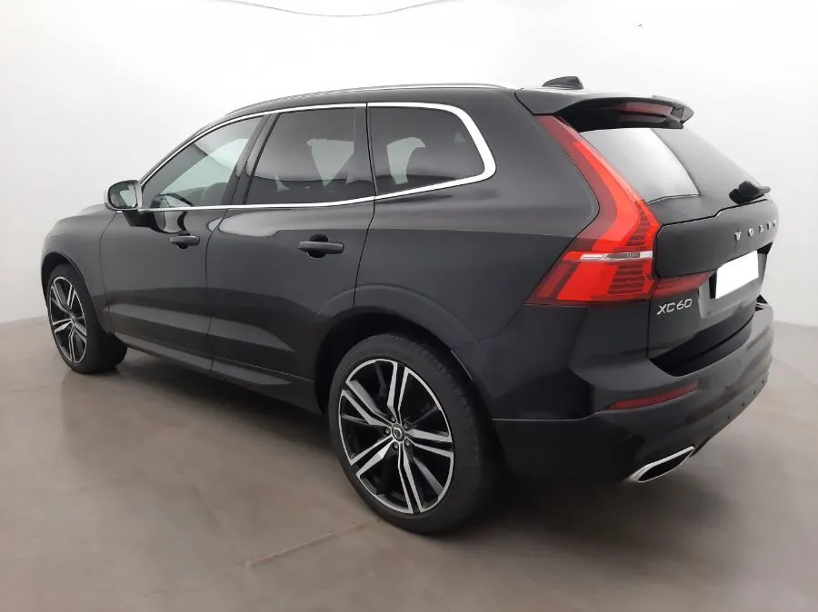 Volvo XC60 D5 ADBLUE 235 ADW R-DESIGN GEARTRONIC 8 Image 2